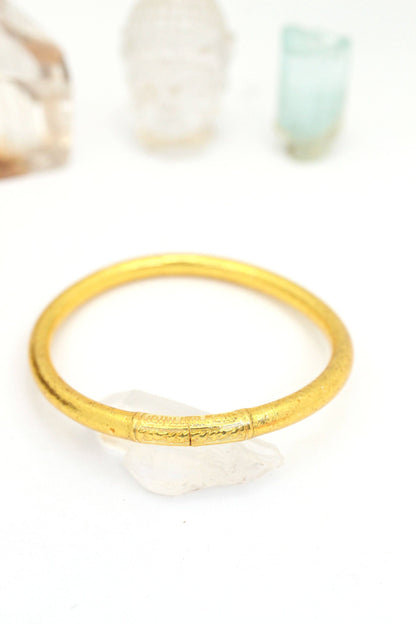 Single Rainbow Thai Buddhist Temple Bracelet, Mantra Bangle: Sangria / 1 Bangle / Large (8.04" Inner Circumference)